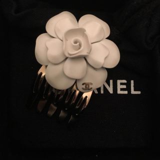 シャネル(CHANEL)の【正規品】CHANEL カメリア ヘアアクセサリー(バレッタ/ヘアクリップ)