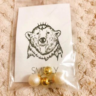 アーバンリサーチ(URBAN RESEARCH)のSMELLY リバーシブルピアス(ピアス)