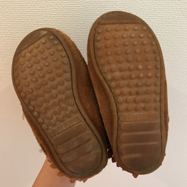 Minnetonka(ミネトンカ)のミネトンカ kids キッズ/ベビー/マタニティのキッズ靴/シューズ(15cm~)(その他)の商品写真