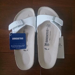 ビルケンシュトック(BIRKENSTOCK)のBIRKENSTOCK マドリッド 白 36(サンダル)