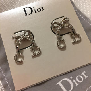 ディオール(Dior)のDior♡ リボンピアス(ピアス)
