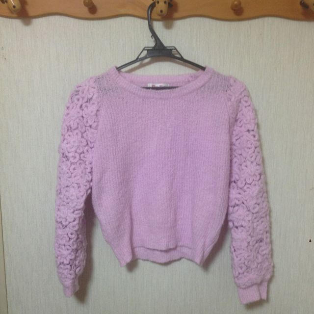 ByeBye(バイバイ)の花柄ピンクニット レディースのトップス(ニット/セーター)の商品写真