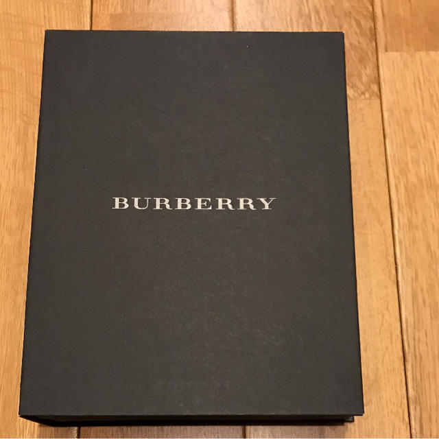 BURBERRY(バーバリー)のバーバリーのハンカチギフト レディースのファッション小物(ハンカチ)の商品写真