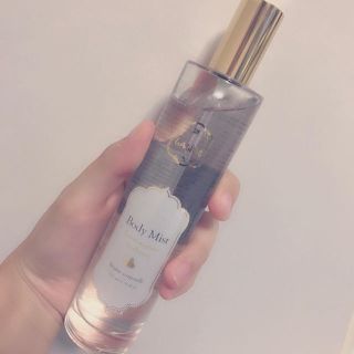 ラリン(Laline)のラリン ボディミスト 100mL(香水(女性用))