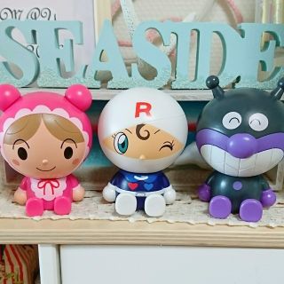 ＊アンパンマンガチャガチャ＊(キャラクターグッズ)
