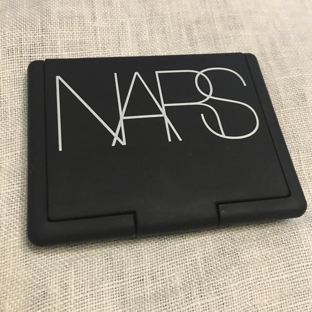 NARS(ナーズ)のNARS ハイライト コスメ/美容のベースメイク/化粧品(フェイスカラー)の商品写真