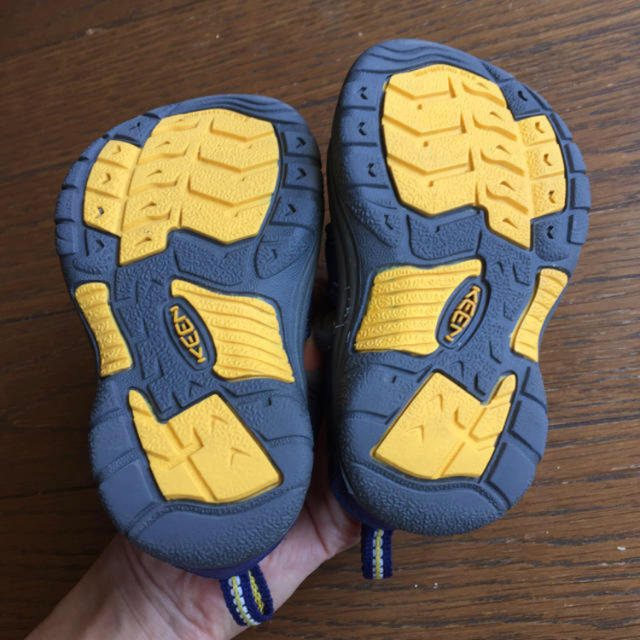 KEEN(キーン)の再値下げ‼️keen キッズ サンダル (11.5㎝)ブルー キッズ/ベビー/マタニティのベビー靴/シューズ(~14cm)(サンダル)の商品写真