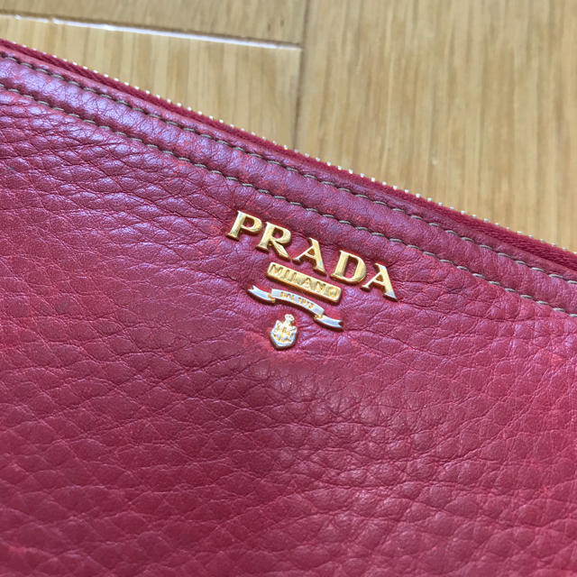 PRADA(プラダ)のPRADA♡長財布 レディースのファッション小物(財布)の商品写真