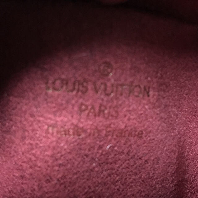 LOUIS VUITTON(ルイヴィトン)のルイヴィトン マルチカラー レディースのファッション小物(ポーチ)の商品写真