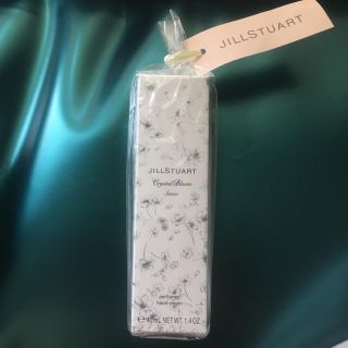 ジルスチュアート(JILLSTUART)の【未開封】ジルスチュアート クリスタルブルーム スノー ハンドクリーム(ハンドクリーム)