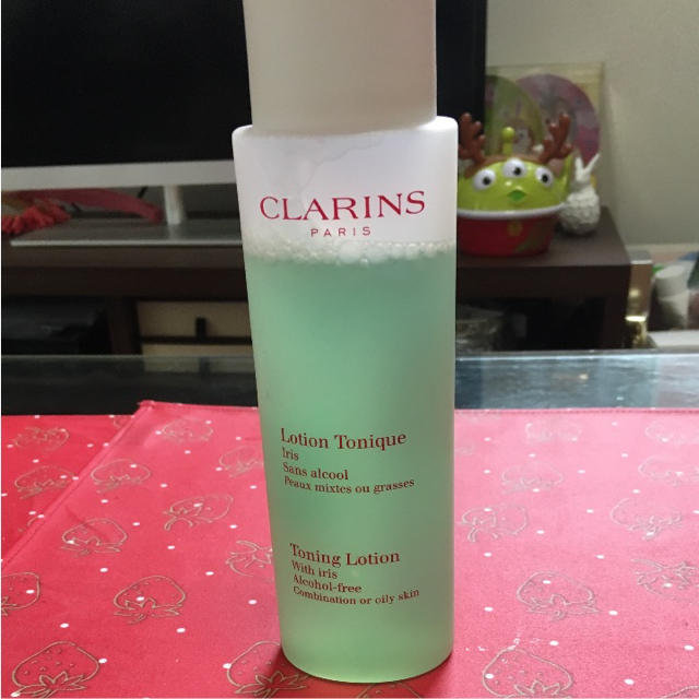 CLARINS - クラランス 拭き取り化粧水の通販 by NAGISA｜クラランスならラクマ