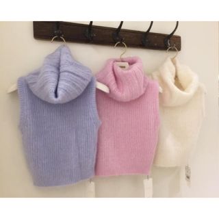 スナイデル(SNIDEL)のスナイデル♡ノースリーブ♡新品未使用(カットソー(半袖/袖なし))