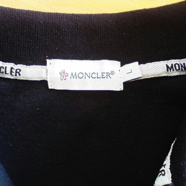 MONCLER(モンクレール)のモンクレールポロシャツ メンズのトップス(ポロシャツ)の商品写真