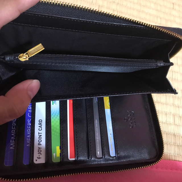 長財布(４ヶ月使用しました)の通販 maichaaan♡'s shop｜ラクマ by 限定品安い