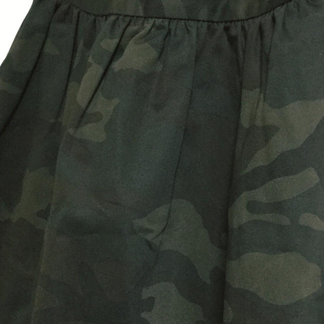 URBAN RESEARCH(アーバンリサーチ)のアーバンリサーチ♡迷彩柄フレアスカート レディースのスカート(ひざ丈スカート)の商品写真