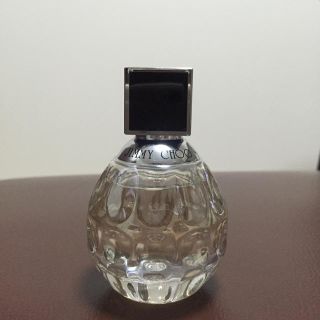 ジミーチュウ(JIMMY CHOO)のジミーチュウ オードトワレ 40ml(香水(女性用))