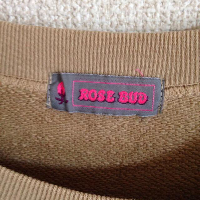 ROSE BUD(ローズバッド)のROSE BUD ☆ 半袖ロゴトレーナー レディースのトップス(トレーナー/スウェット)の商品写真