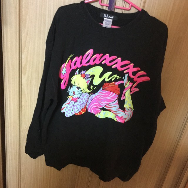 galaxxxy トレーナー