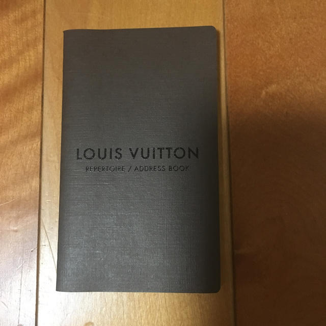 LOUIS VUITTON(ルイヴィトン)のLOUIS VUITTON  手帳  【yuyuさん取り置き】 インテリア/住まい/日用品の文房具(その他)の商品写真