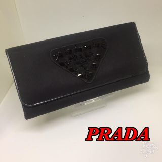 プラダ(PRADA)のPRADA　長財布★　ビーズ刺繍　ナイロン　黒色  プラダ(財布)