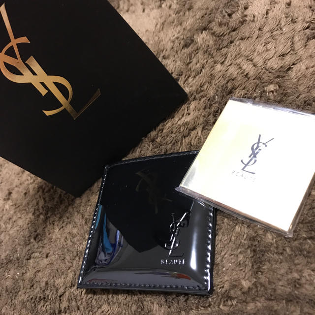 Saint Laurent(サンローラン)のサンローラン ミラー コスメ/美容のコスメ/美容 その他(その他)の商品写真