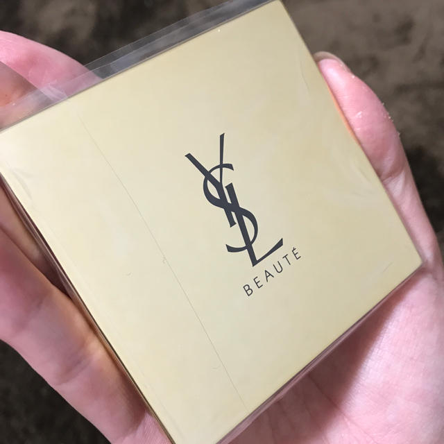 Saint Laurent(サンローラン)のサンローラン ミラー コスメ/美容のコスメ/美容 その他(その他)の商品写真