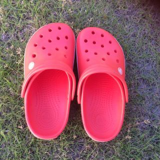 クロックス(crocs)の正規品♥︎クロックスほぼ新品(サンダル)