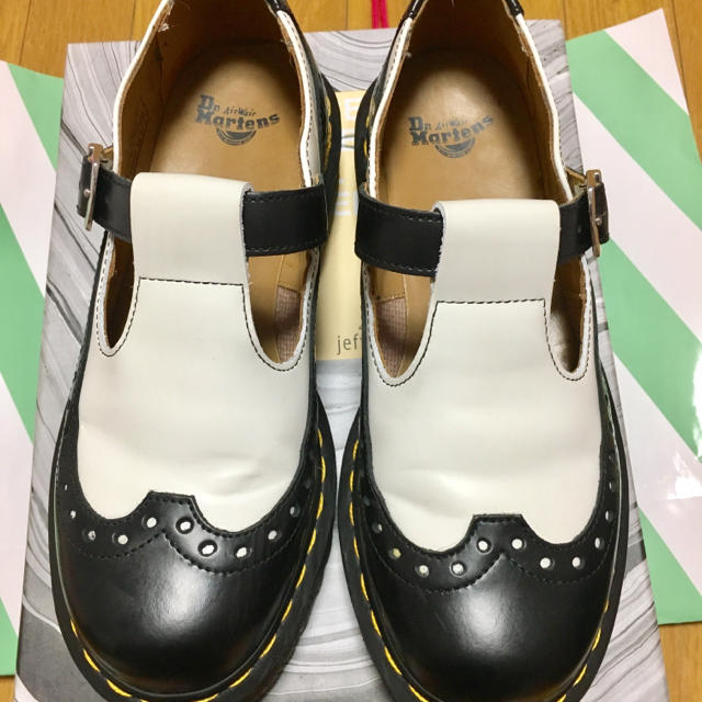 Dr.Martens(ドクターマーチン)のバイカラー ティーバー レディースの靴/シューズ(ローファー/革靴)の商品写真