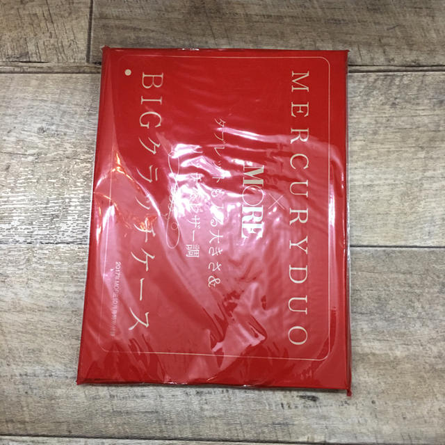 MERCURYDUO(マーキュリーデュオ)のMORE10月号付録 新品未使用 レディースのバッグ(クラッチバッグ)の商品写真