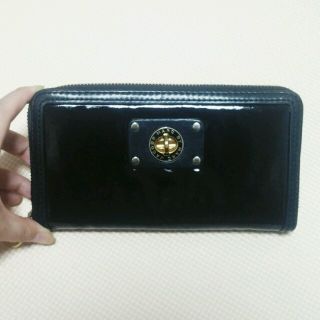 マークバイマークジェイコブス(MARC BY MARC JACOBS)の【ラウンドジッパー】マークバイマークジェイコブス　長財布(財布)