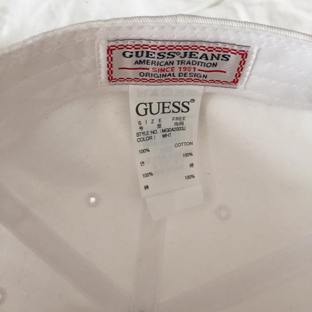 GUESS(ゲス)のGUESS キャップ レディースの帽子(キャップ)の商品写真
