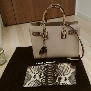 サンローラン(Saint Laurent)のnn3nn様専用♥Saint Laurent♥ベビー×パイソンサックドジュール(ハンドバッグ)