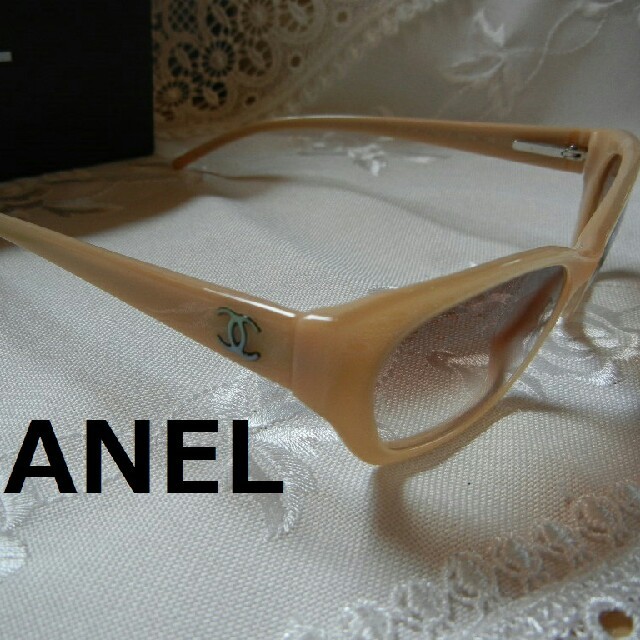 CHANEL(シャネル)のシャネル　希少なお上品なサングラス　正規品　 レディースのファッション小物(サングラス/メガネ)の商品写真