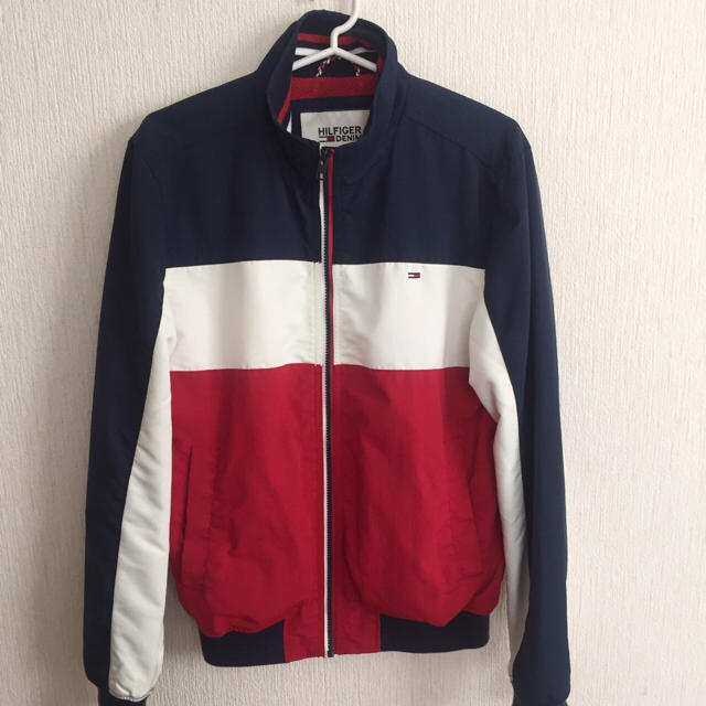 TOMMY HILFIGER - TOMMY HILFIGER ナイロンジャケットの通販 by ®️shop｜トミーヒルフィガーならラクマ