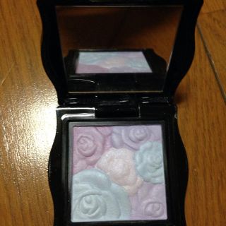 アナスイ(ANNA SUI)のANNA SUI ハイライト(フェイスカラー)