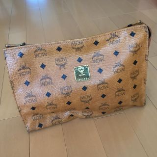 エムシーエム(MCM)のMCM♡クラッチ(クラッチバッグ)