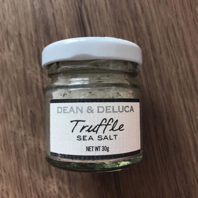 DEAN & DELUCA(ディーンアンドデルーカ)のDEAN&DELUCA トリュフ塩 ディーンアンドデルーカ 食品/飲料/酒の食品(調味料)の商品写真