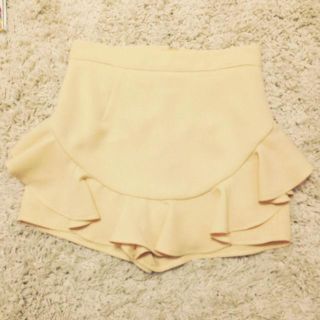 スナイデル(SNIDEL)の♡ヘムフリルショートパンツ♡(ショートパンツ)