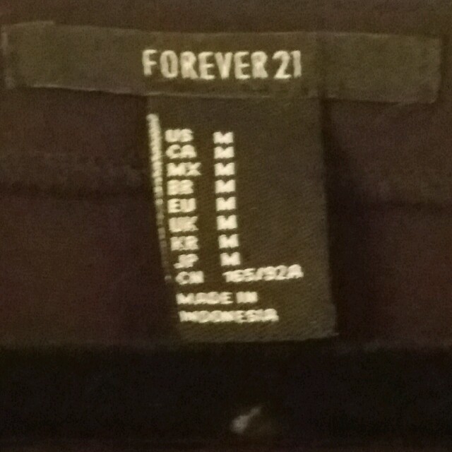 FOREVER 21(フォーエバートゥエンティーワン)のForever21 レースアップトップス レディースのトップス(カットソー(半袖/袖なし))の商品写真