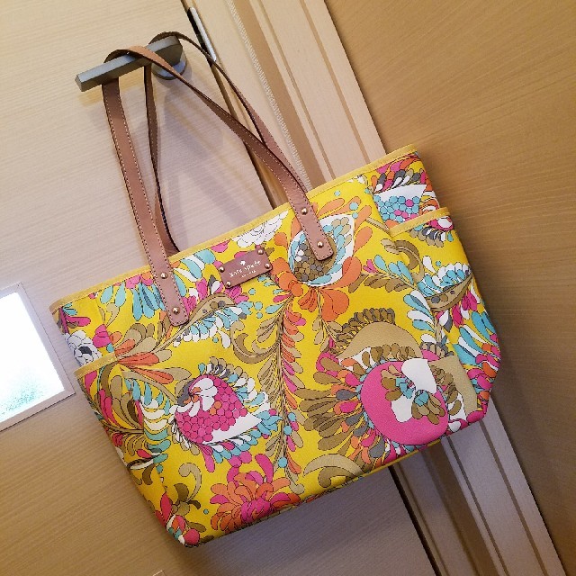 美品 kate spade ﾏｻﾞｰｽﾞﾊﾞｯｸﾞ