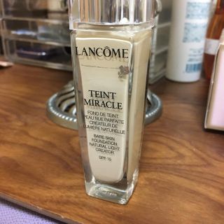 ランコム(LANCOME)のランコム  タンミラクリキッドファンデーションO-01(ファンデーション)