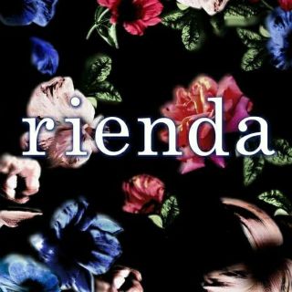 リエンダ(rienda)の❣R♡様❣専用♡9/1まで、お取り置き♡オフショルシフォンコルセットトップ(カットソー(半袖/袖なし))