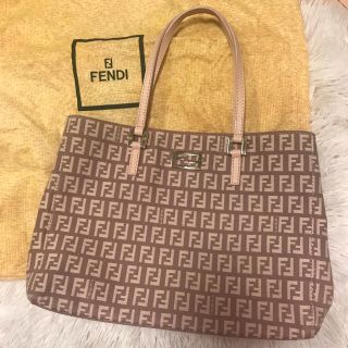 フェンディ(FENDI)のFENDI  ズッカ柄  トートバッグ(トートバッグ)