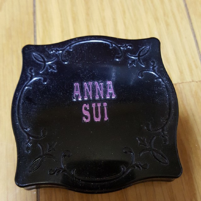 ANNA SUI(アナスイ)の最終価格アナスイANNA SUIローズチークカラー300 コスメ/美容のベースメイク/化粧品(チーク)の商品写真