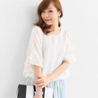 アーバンリサーチ(URBAN RESEARCH)の♡美品♡ アーバンリサーチ rosso ブラウス(シャツ/ブラウス(半袖/袖なし))