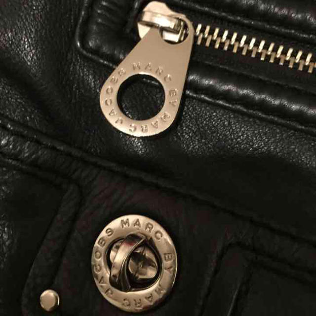 MARC BY MARC JACOBS(マークバイマークジェイコブス)の【MARC BY MARC JACOBS】ワンショルダーバッグ レディースのバッグ(ショルダーバッグ)の商品写真