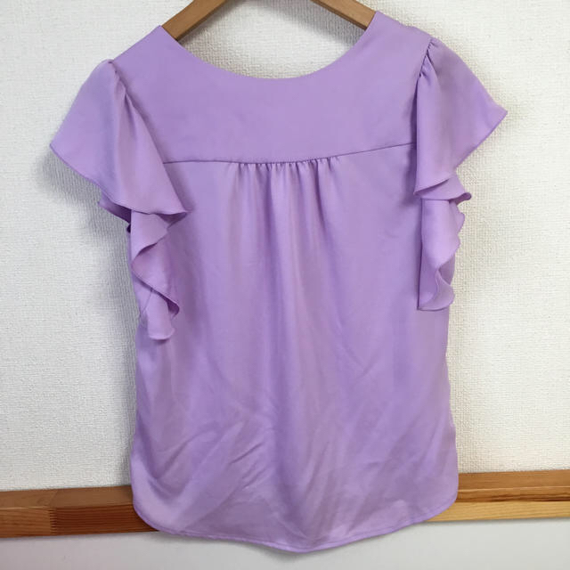 GU(ジーユー)のGU❤︎フリルスリーブブラウス レディースのトップス(シャツ/ブラウス(半袖/袖なし))の商品写真