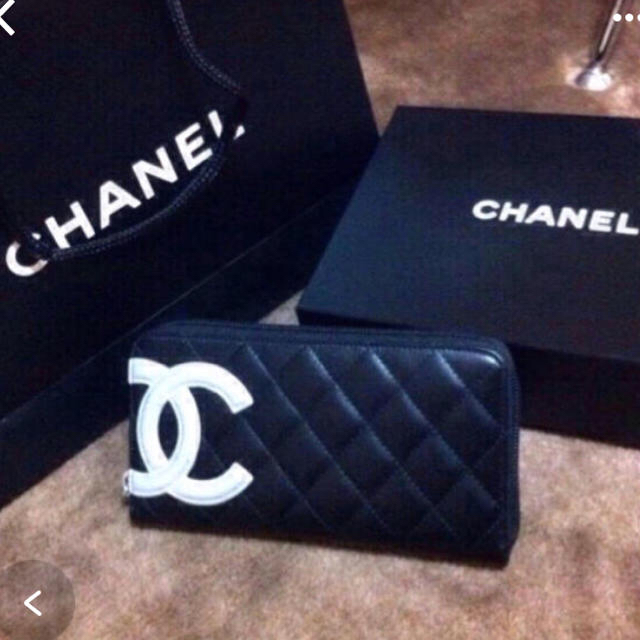 CHANEL ラムスキン長財布 3