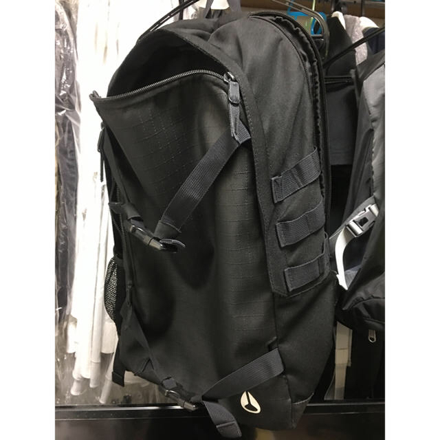 NIXON(ニクソン)のニクソン（NIXON）バックパック　Smith Skatepack II 　黒 メンズのバッグ(バッグパック/リュック)の商品写真
