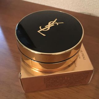 イヴサンローランボーテ(Yves Saint Laurent Beaute)のアンクル ド ポー ルクッション ケース(ファンデーション)